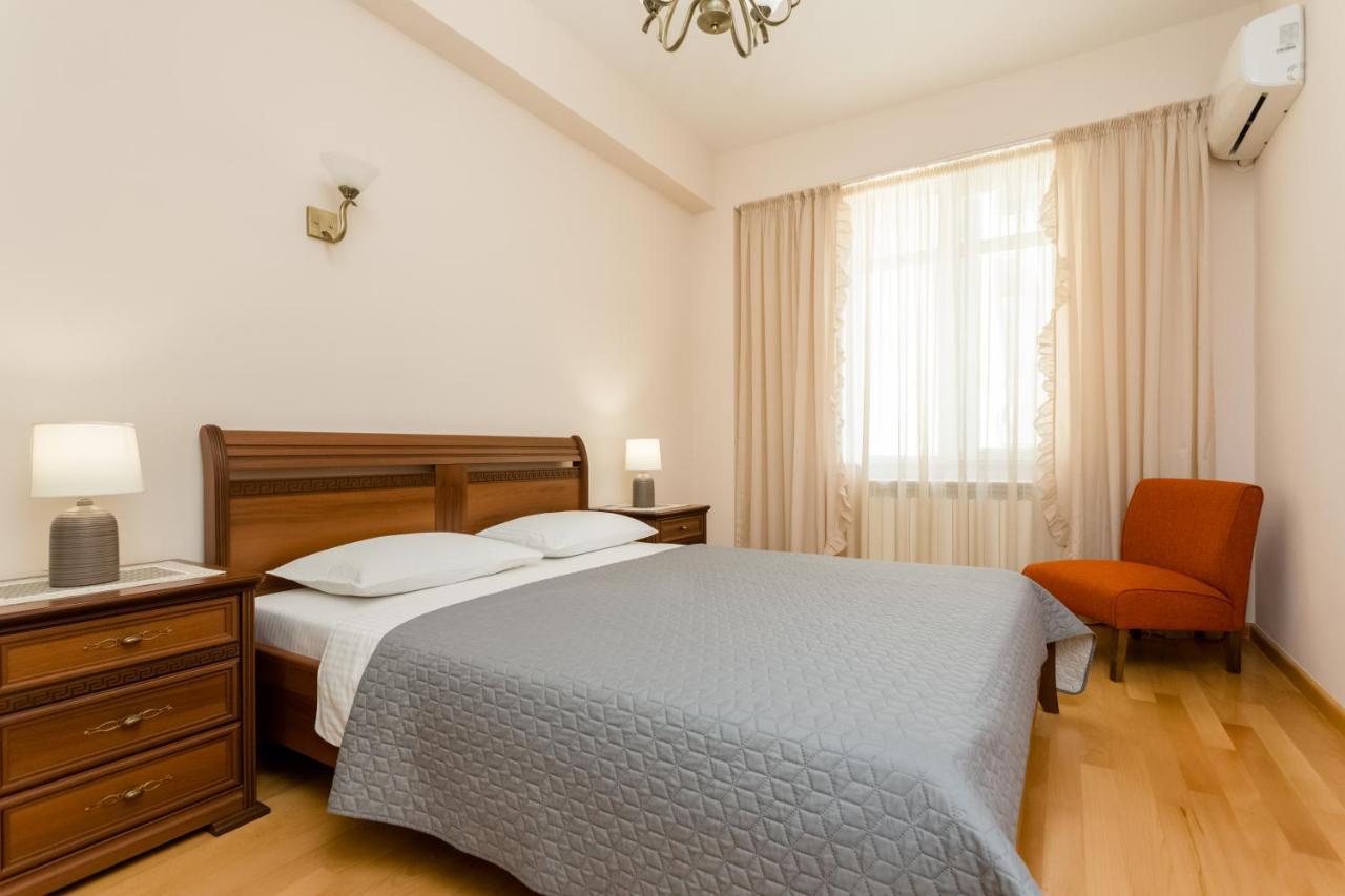 Downtown Two-Bedroom Apartment Ll Tiflis Exterior foto